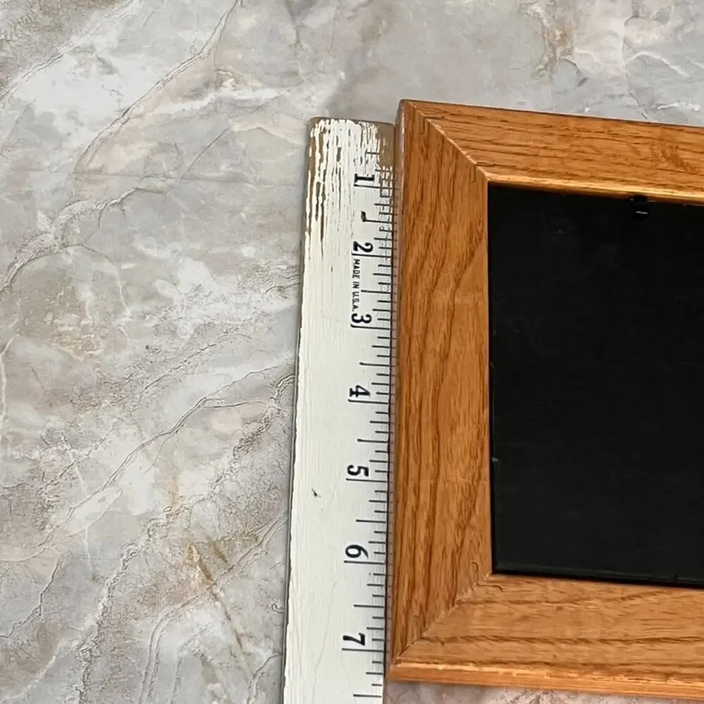 Wooden Picture Frame With White Border for 5 x 7
